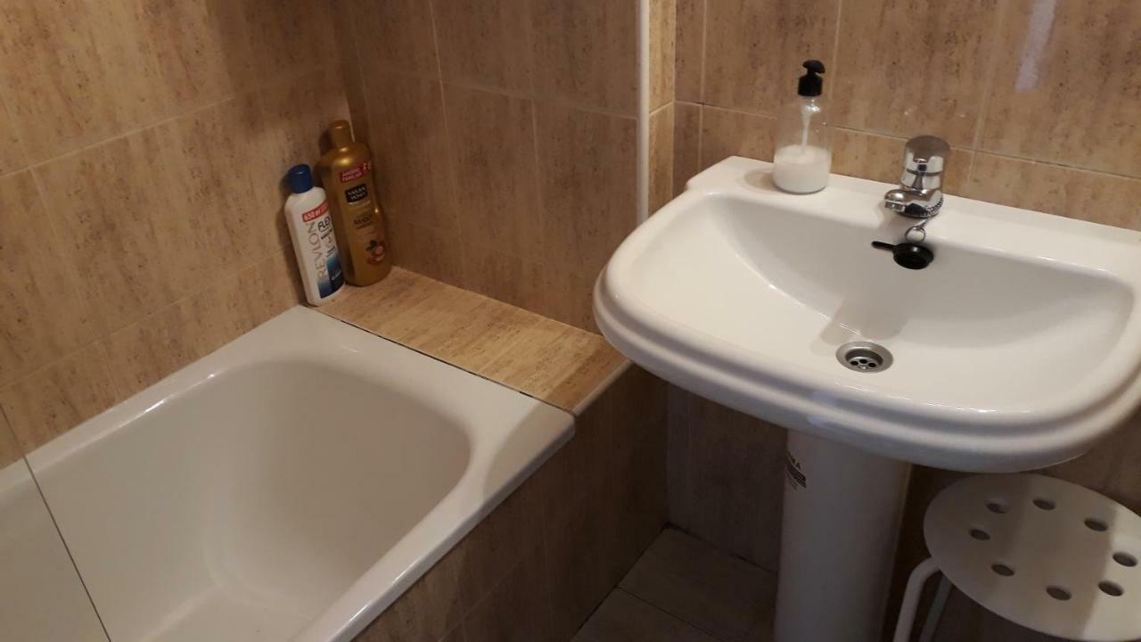 Lc Coso 143 Apartment *